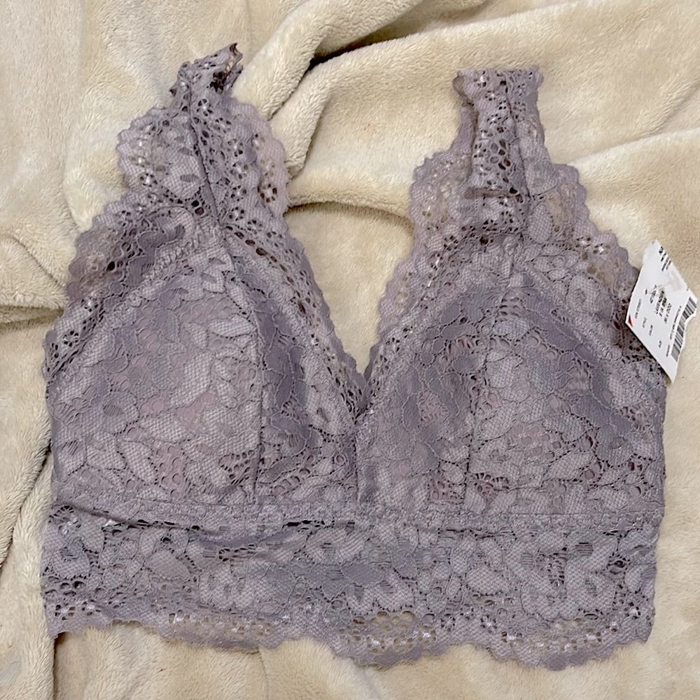 NWT-Marilyn Monroe - S. Lavender Lace Bralette